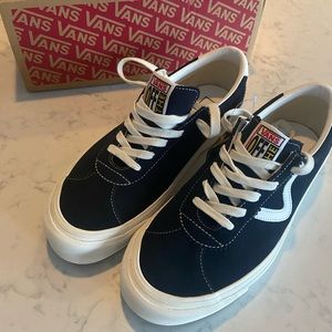 Vans Anaheim Factory OG navy. DX73 NWT